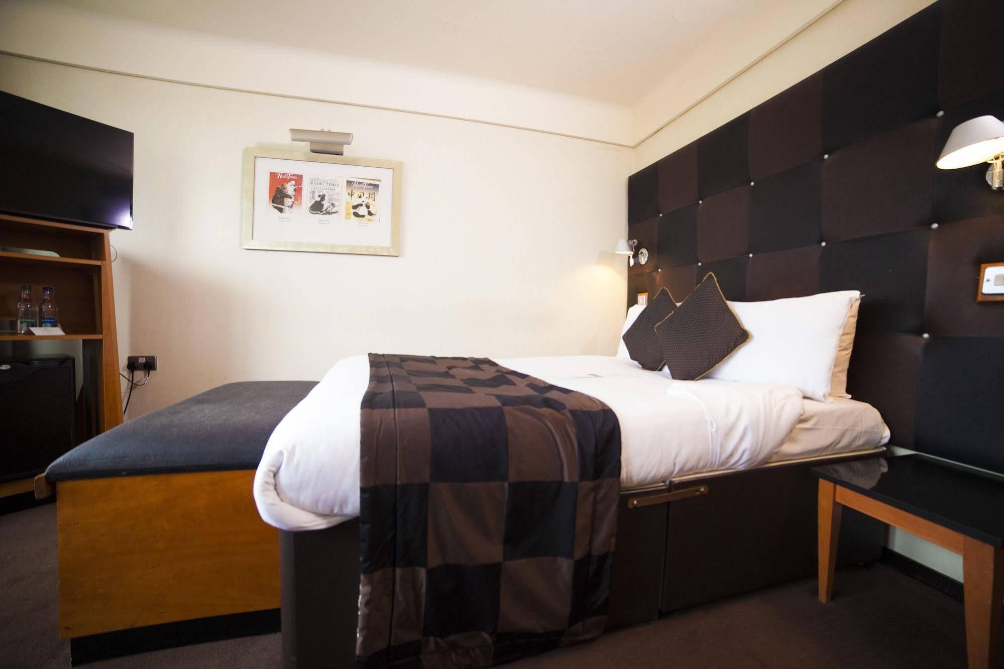 Treehouse Hotel Лондон Екстер'єр фото